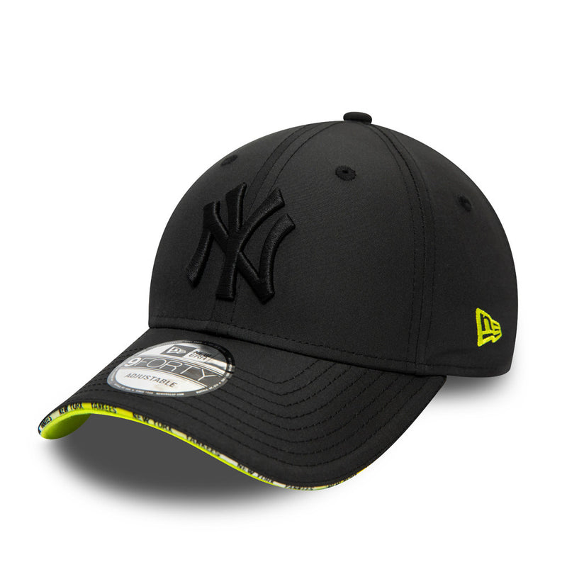 MLB New York Yankees Pipe Pop 9forty Cap
